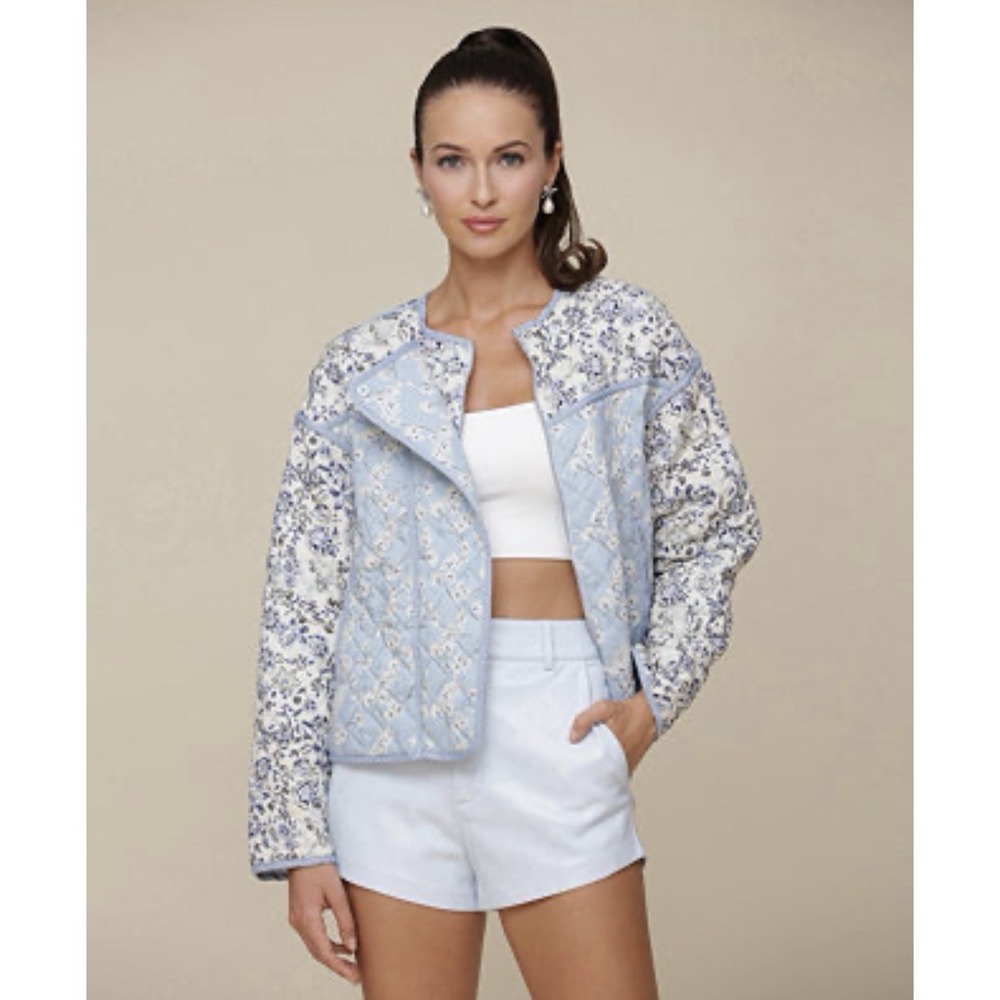 avec les filles jacket Women's Size XL Patchwork Quilted Blue Floral Chinoiserie